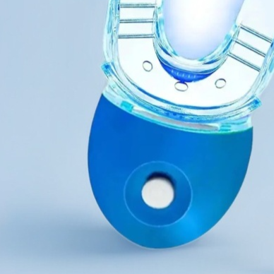 Kit de Blanqueamiento Dental con Luz LED